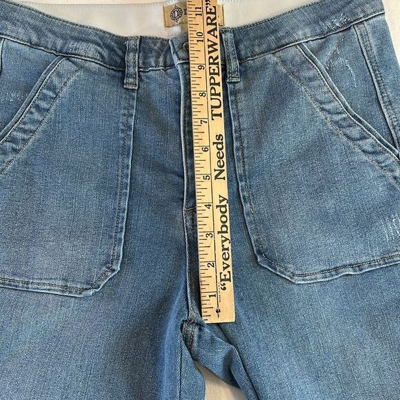 Democracy Women's Itty Bitty, Skyrise Light Blue, cropped - Picture 9 of 10